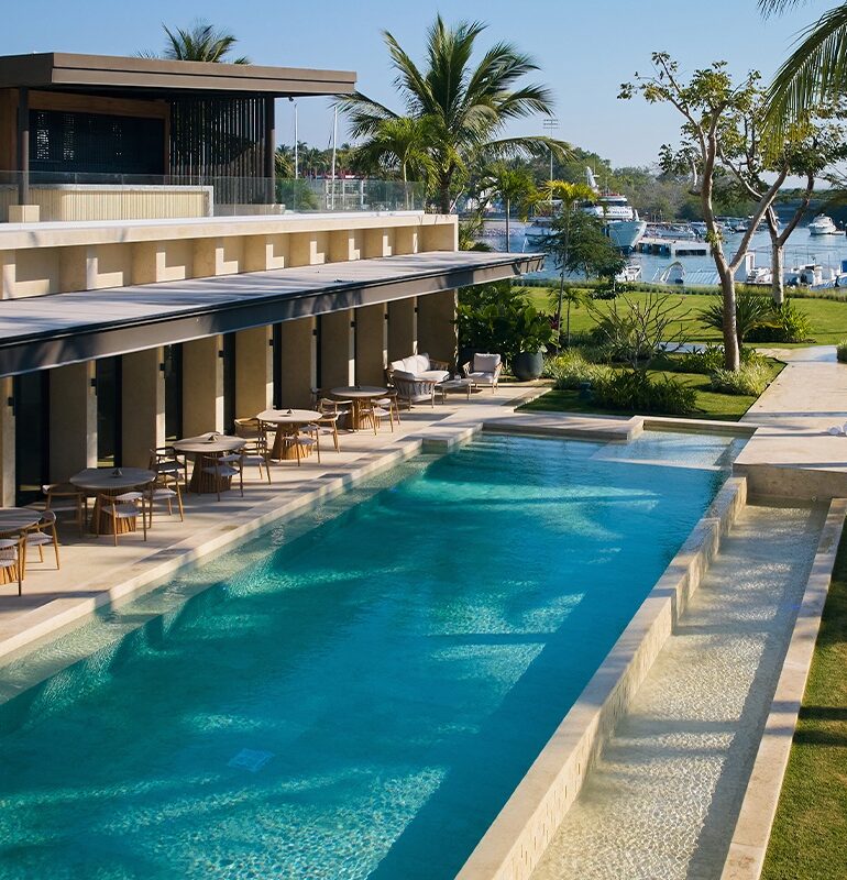 03_Infinity_Pools_Amenidades_1200x800px, Marina Towers, Puerto Vallarta, Jalisco, México