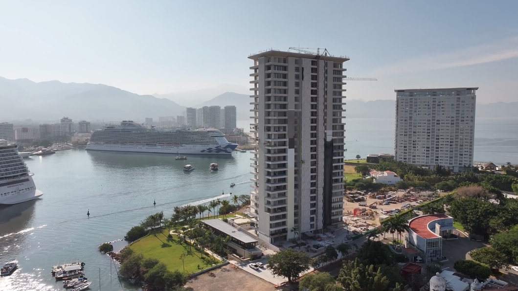 Marina_Towers_diciembre, Marina Towers, Puerto Vallarta, Jalisco, México