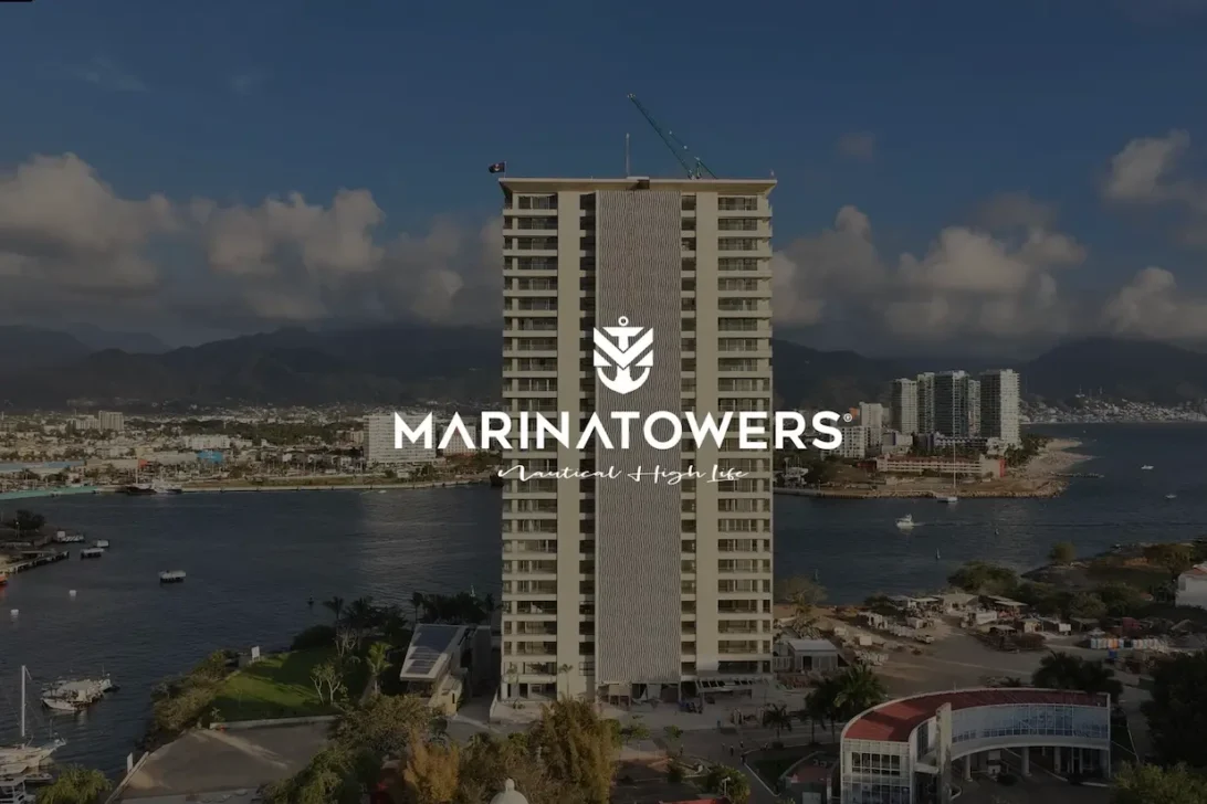 Ultima_piedra, Marina Towers, Puerto Vallarta, Jalisco, México