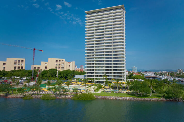 26_09_MarinaTowers_DJI_0789, Marina Towers, Puerto Vallarta, Jalisco, México