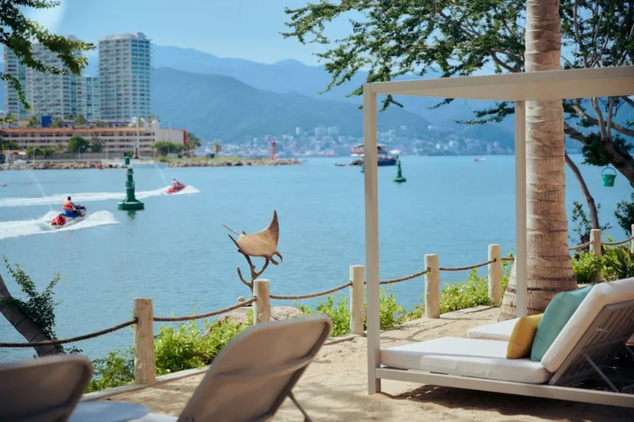 Gallery_beach_22, Marina Towers, Puerto Vallarta, Jalisco, México
