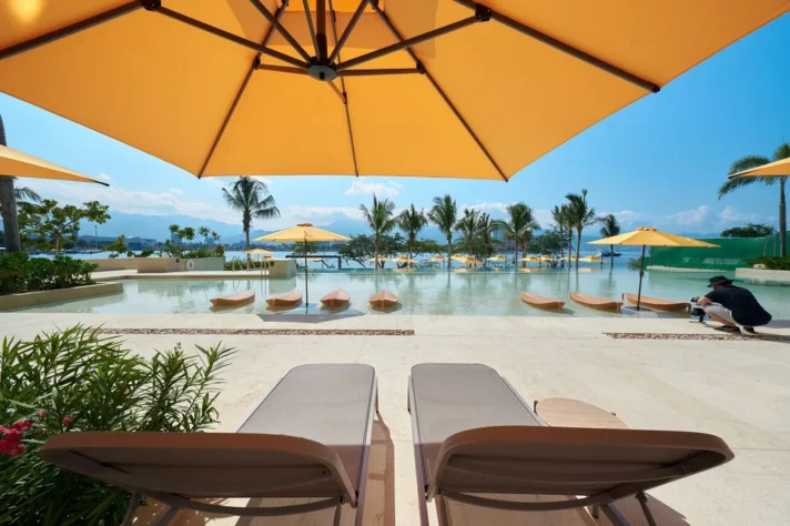 Gallery_pool_25, Marina Towers, Puerto Vallarta, Jalisco, México