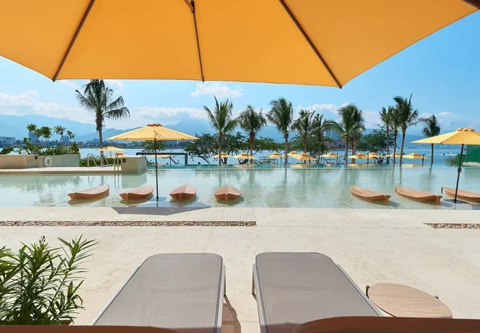 Gallery_pool_26, Marina Towers, Puerto Vallarta, Jalisco, México