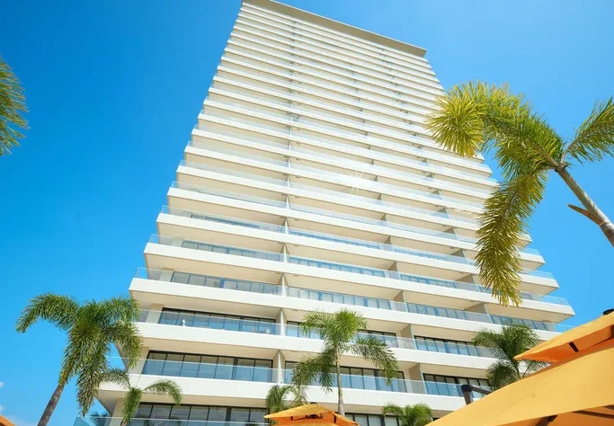 Gallery_pool_5, Marina Towers, Puerto Vallarta, Jalisco, México