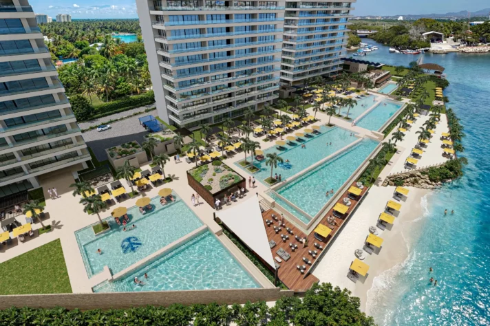 Beach_gallery_1, Marina Towers, Puerto Vallarta, Jalisco, México